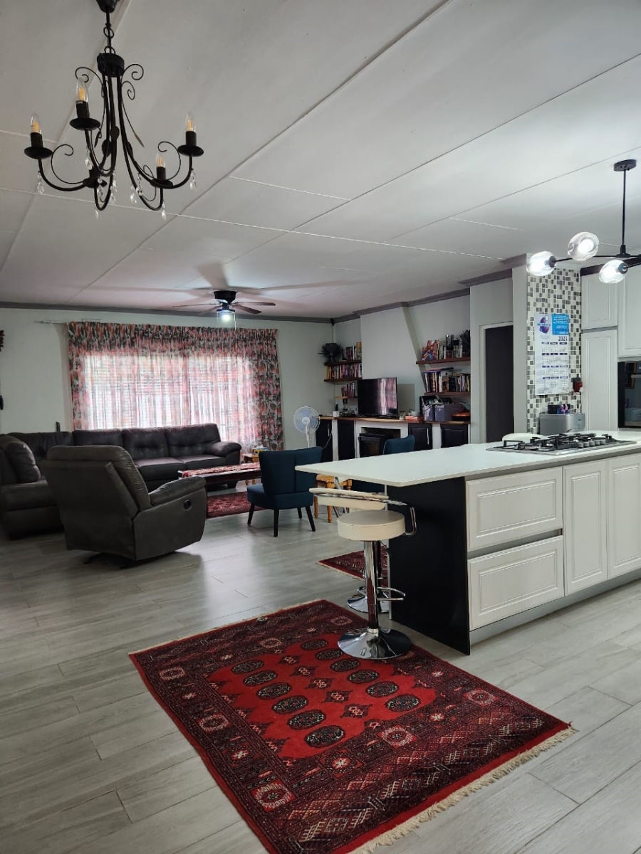 2 Bedroom Property for Sale in Sunnyridge KwaZulu-Natal