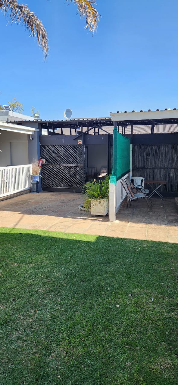 2 Bedroom Property for Sale in Sunnyridge KwaZulu-Natal