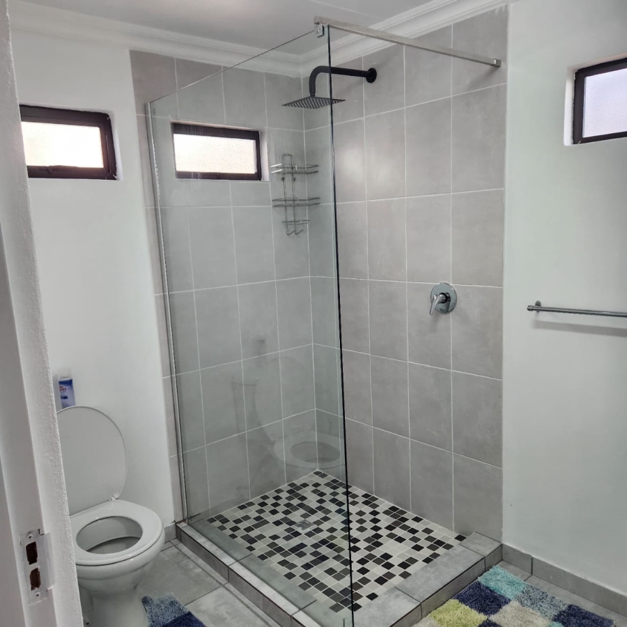 2 Bedroom Property for Sale in Sunnyridge KwaZulu-Natal