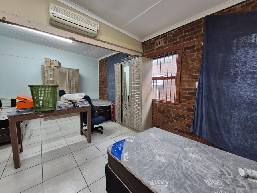 0 Bedroom Property for Sale in Sunnyridge KwaZulu-Natal