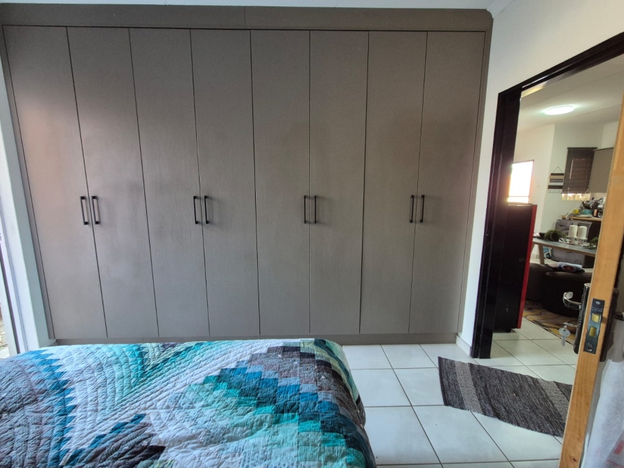 0 Bedroom Property for Sale in Sunnyridge KwaZulu-Natal