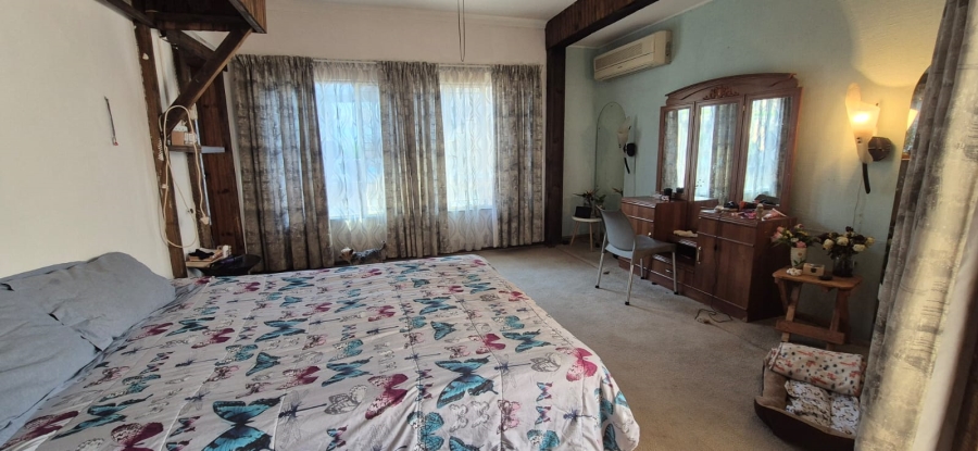 3 Bedroom Property for Sale in Signal Hill KwaZulu-Natal
