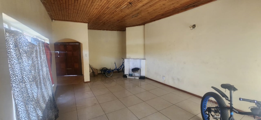 4 Bedroom Property for Sale in Fairleigh KwaZulu-Natal