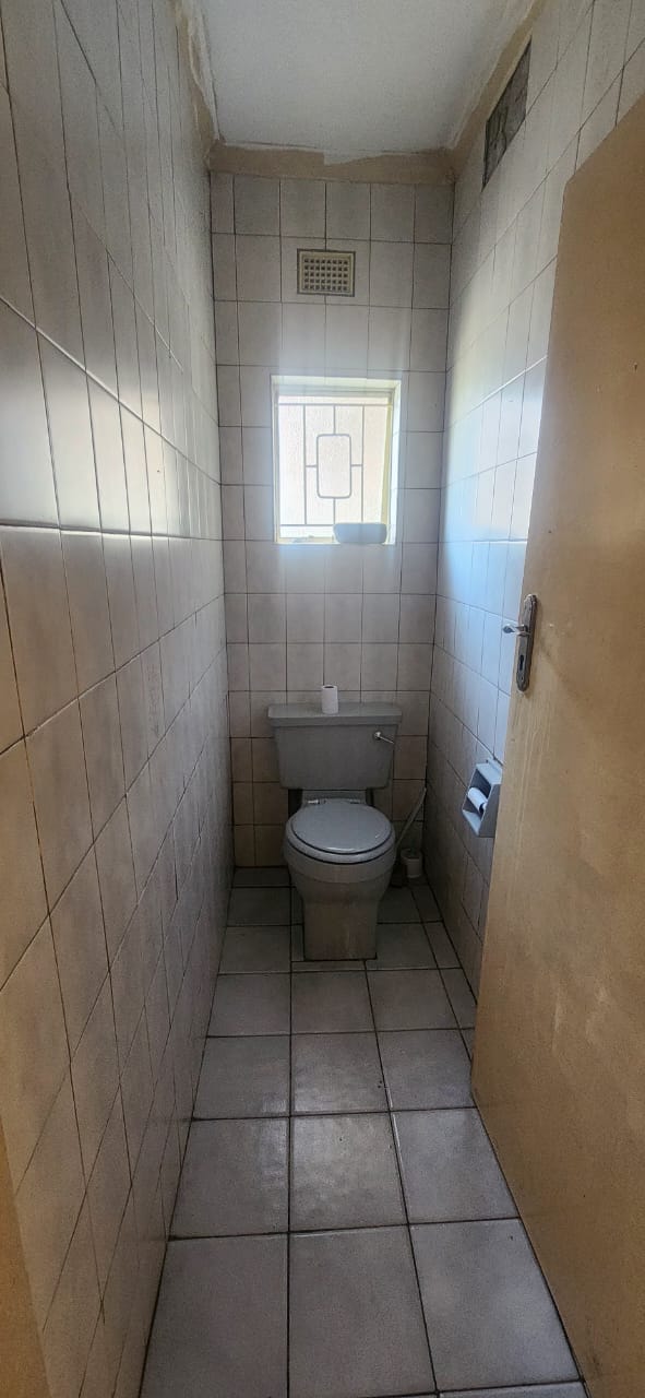 4 Bedroom Property for Sale in Fairleigh KwaZulu-Natal