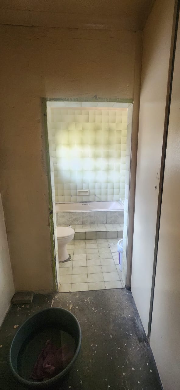 4 Bedroom Property for Sale in Fairleigh KwaZulu-Natal