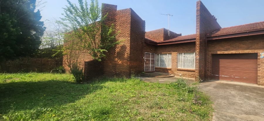 4 Bedroom Property for Sale in Fairleigh KwaZulu-Natal