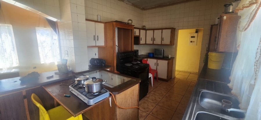 4 Bedroom Property for Sale in Fairleigh KwaZulu-Natal