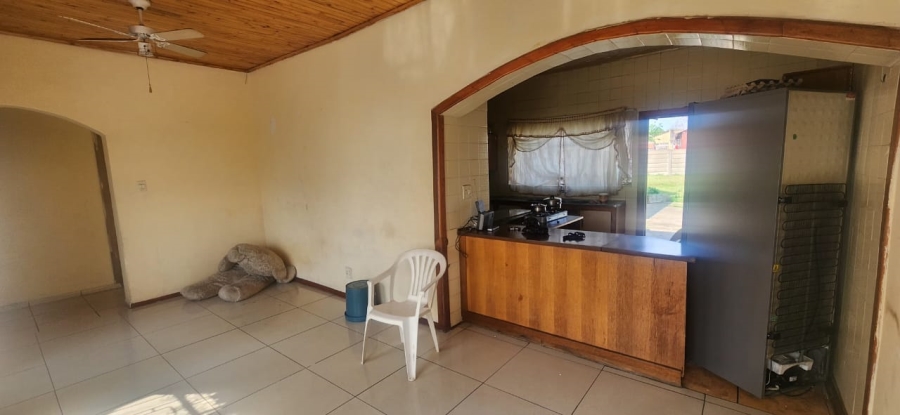 4 Bedroom Property for Sale in Fairleigh KwaZulu-Natal