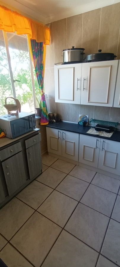 5 Bedroom Property for Sale in Hibberdene KwaZulu-Natal