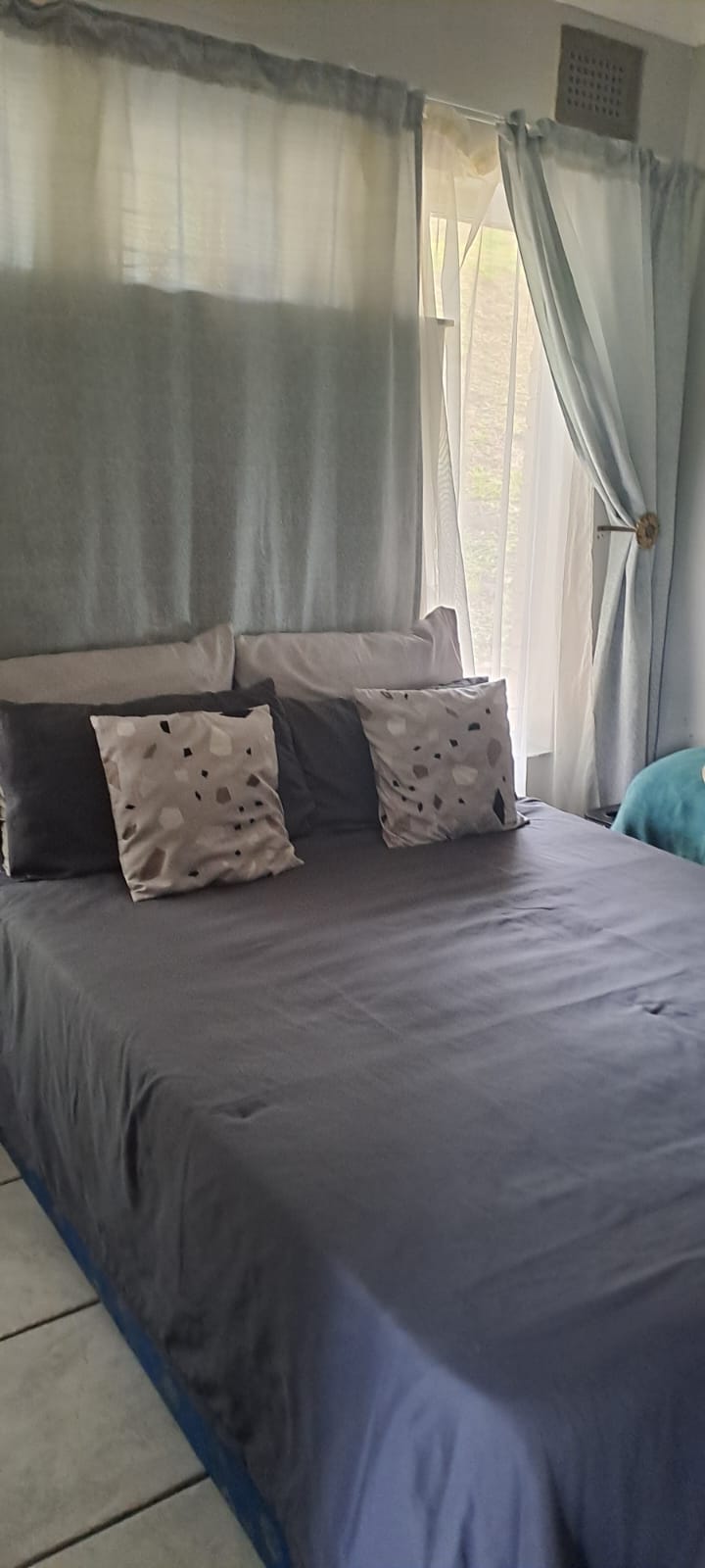 5 Bedroom Property for Sale in Hibberdene KwaZulu-Natal