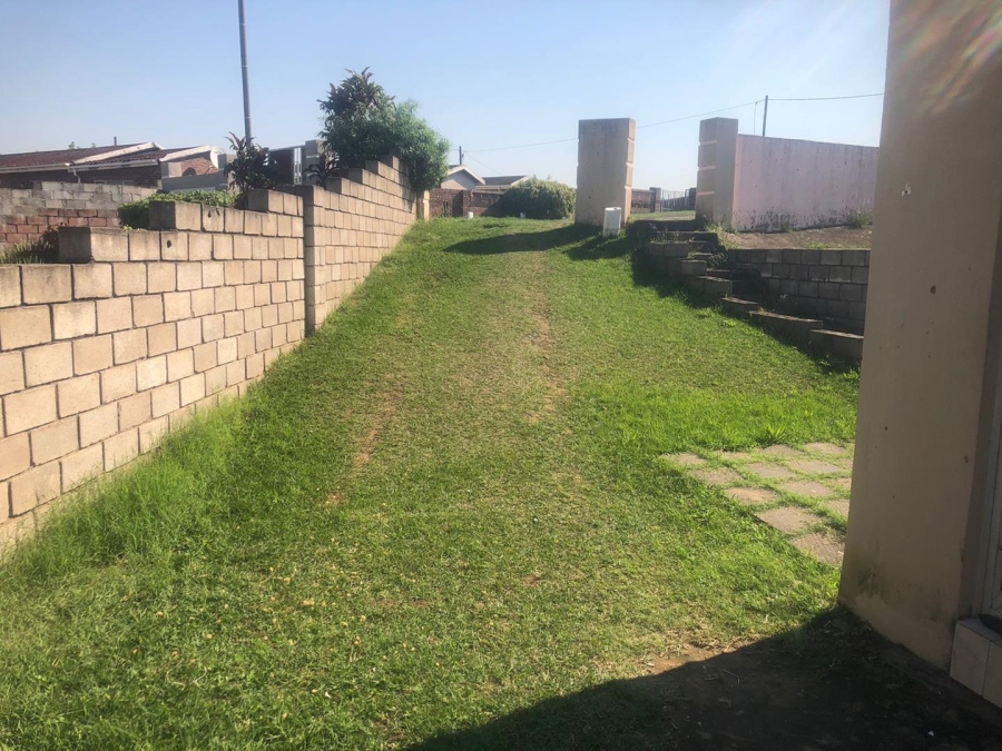 To Let 4 Bedroom Property for Rent in Umlazi Z KwaZulu-Natal