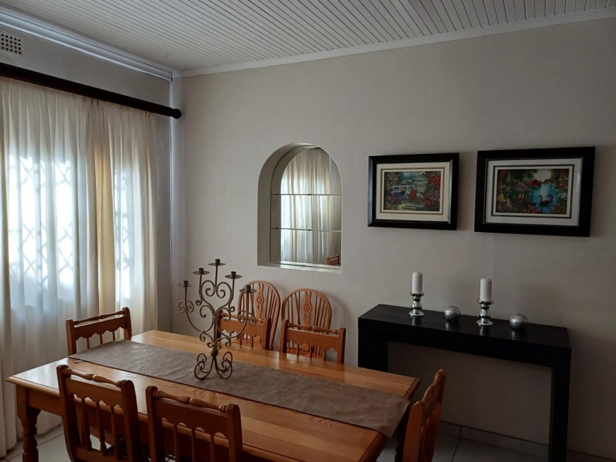 To Let 4 Bedroom Property for Rent in Panorama KwaZulu-Natal