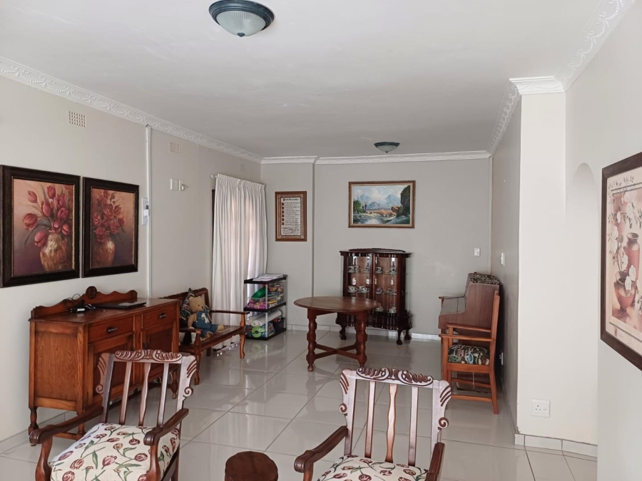 To Let 4 Bedroom Property for Rent in Panorama KwaZulu-Natal