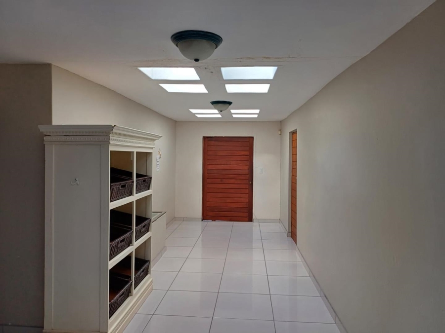 To Let 4 Bedroom Property for Rent in Panorama KwaZulu-Natal