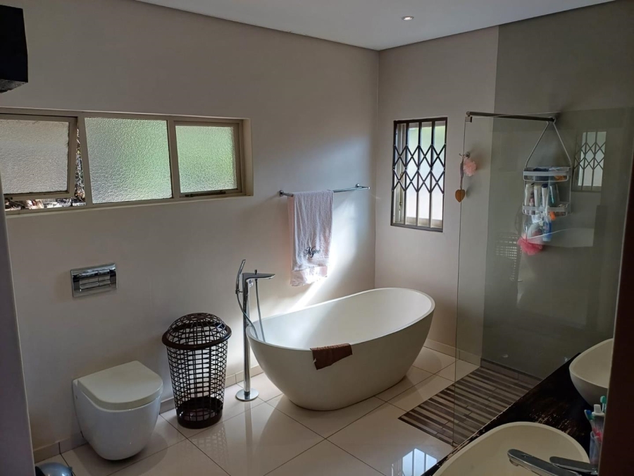To Let 4 Bedroom Property for Rent in Panorama KwaZulu-Natal