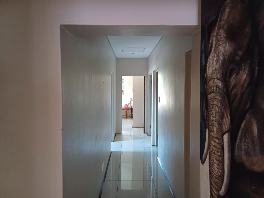 To Let 4 Bedroom Property for Rent in Panorama KwaZulu-Natal
