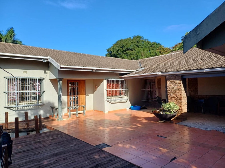 To Let 4 Bedroom Property for Rent in Panorama KwaZulu-Natal