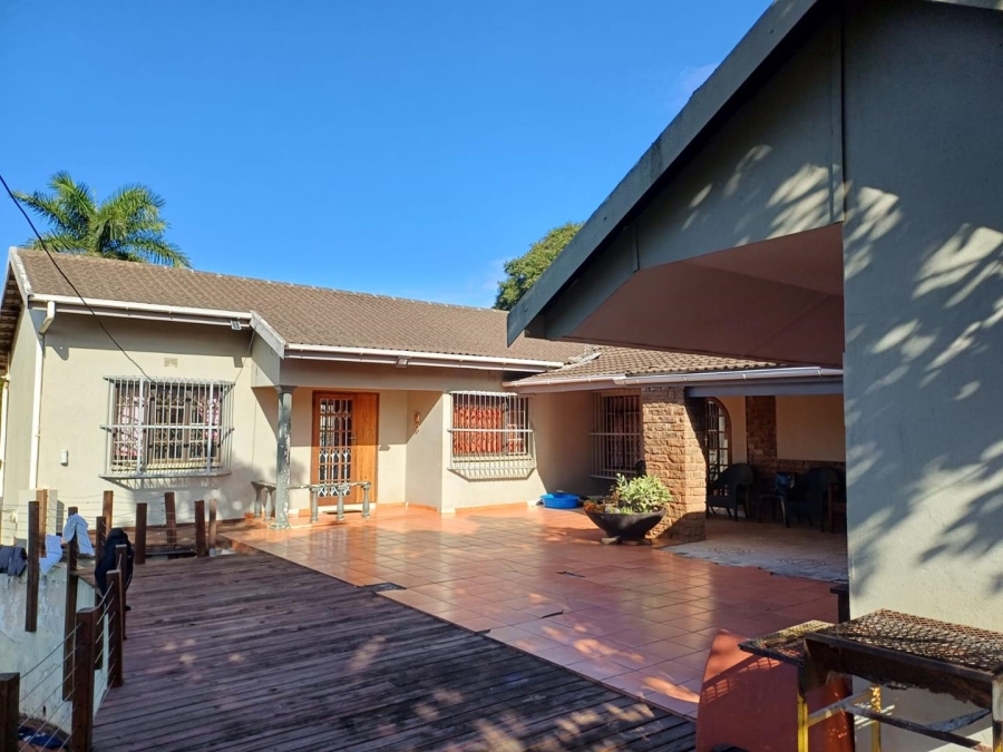 To Let 4 Bedroom Property for Rent in Panorama KwaZulu-Natal