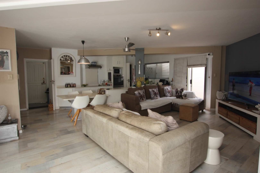 4 Bedroom Property for Sale in Herrwood Park KwaZulu-Natal