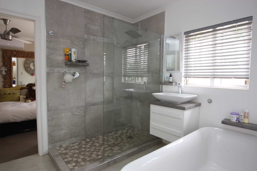 4 Bedroom Property for Sale in Herrwood Park KwaZulu-Natal