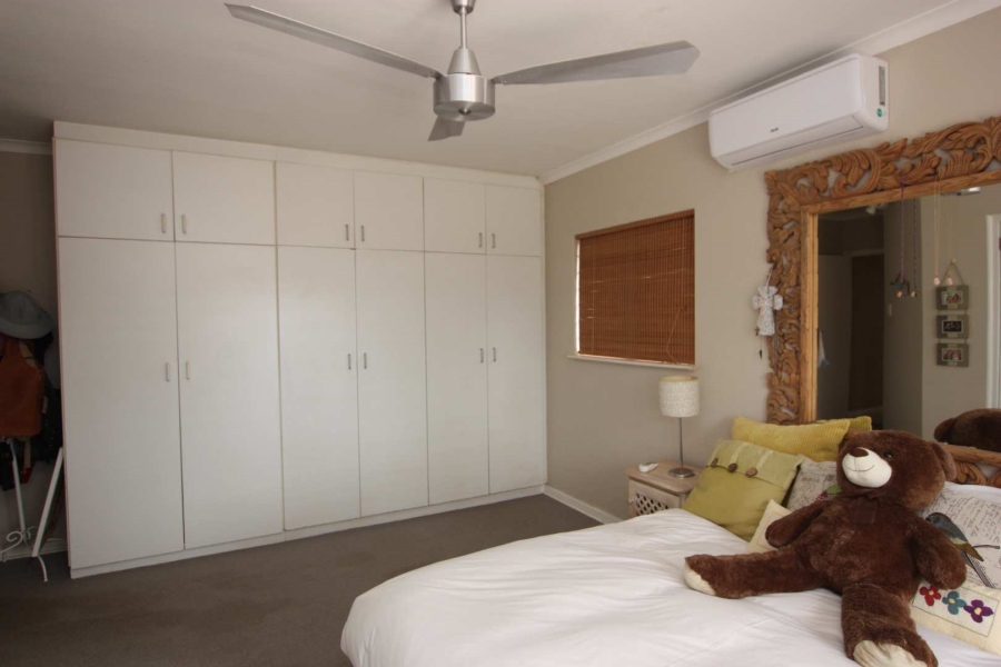 4 Bedroom Property for Sale in Herrwood Park KwaZulu-Natal