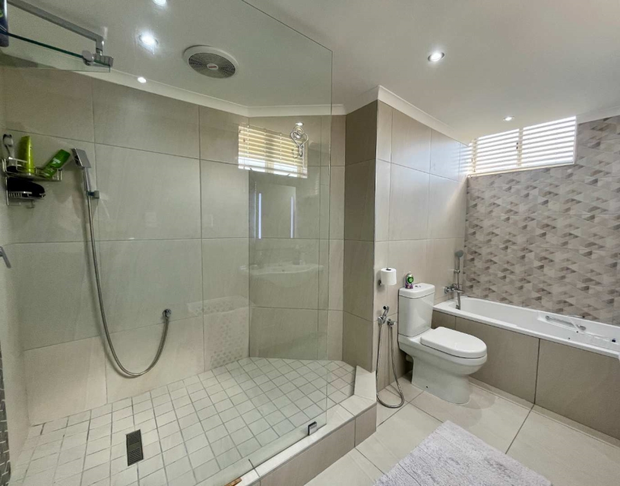3 Bedroom Property for Sale in Durban North KwaZulu-Natal