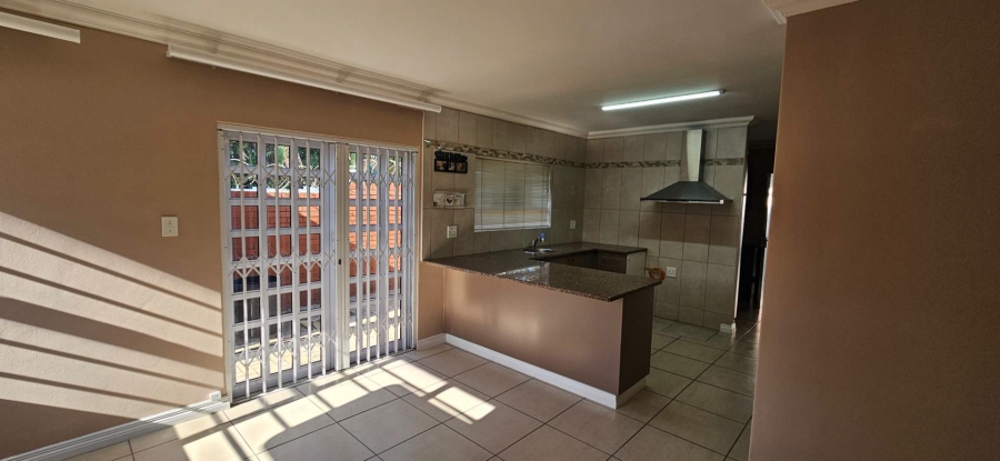To Let 4 Bedroom Property for Rent in Mount Edgecombe KwaZulu-Natal