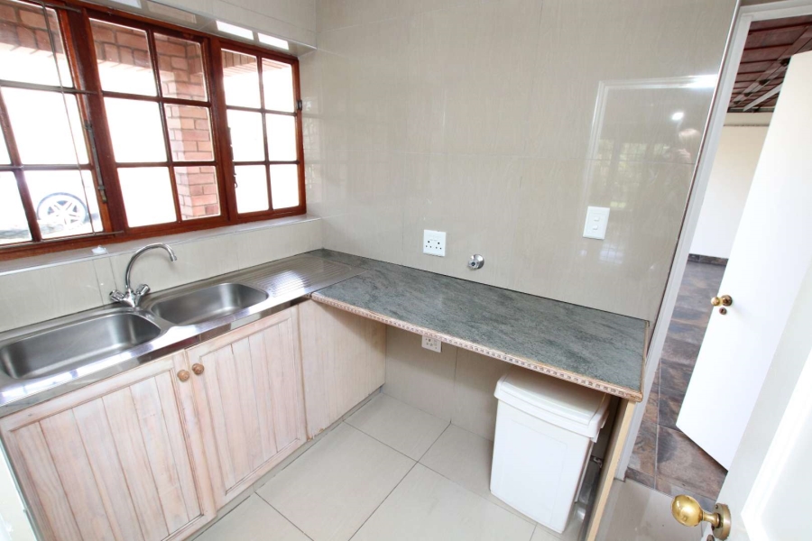To Let 3 Bedroom Property for Rent in Somerset Park KwaZulu-Natal