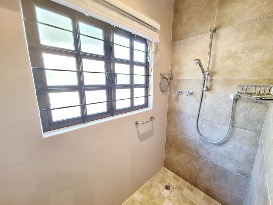To Let 3 Bedroom Property for Rent in Assagay KwaZulu-Natal