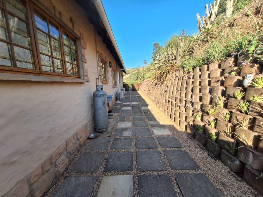 To Let 3 Bedroom Property for Rent in Assagay KwaZulu-Natal