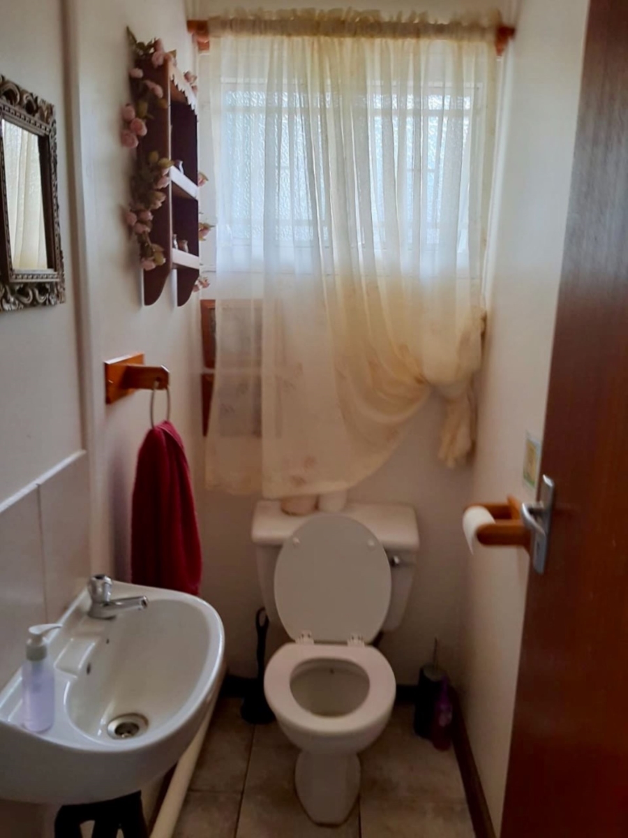 4 Bedroom Property for Sale in Vryheid KwaZulu-Natal