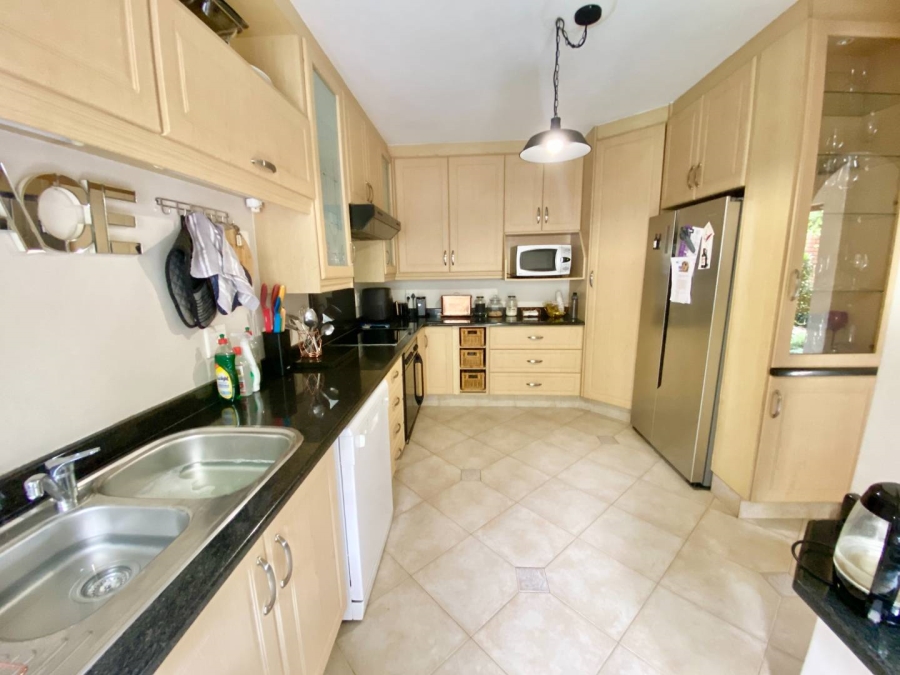 3 Bedroom Property for Sale in Sunningdale KwaZulu-Natal
