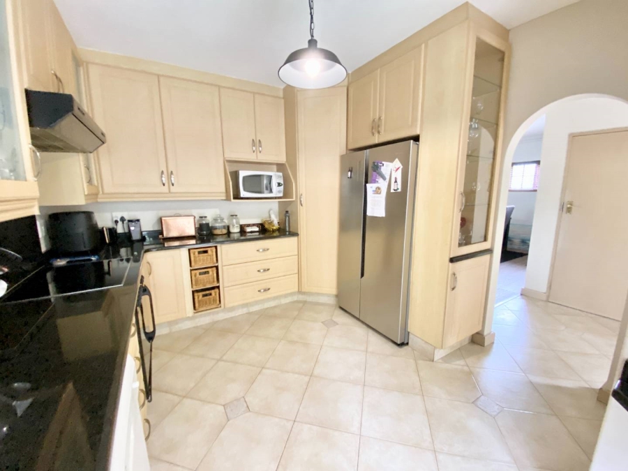 3 Bedroom Property for Sale in Sunningdale KwaZulu-Natal