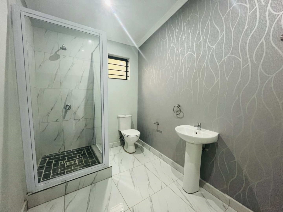 To Let 0 Bedroom Property for Rent in Athlone KwaZulu-Natal