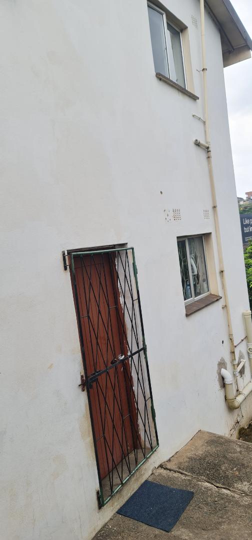 10 Bedroom Property for Sale in Clare Hills KwaZulu-Natal