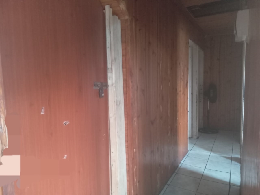 4 Bedroom Property for Sale in Lamontville KwaZulu-Natal