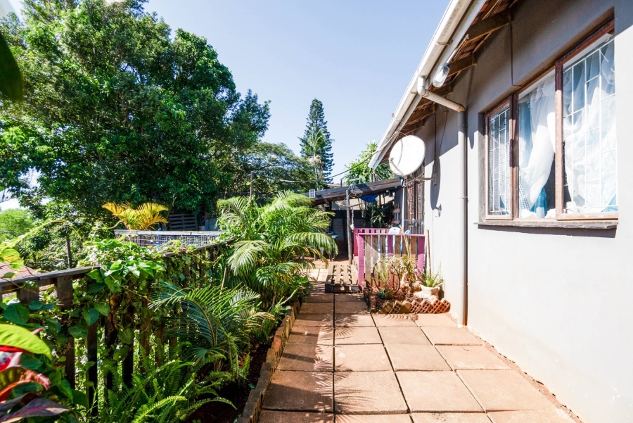 7 Bedroom Property for Sale in Warner Beach KwaZulu-Natal