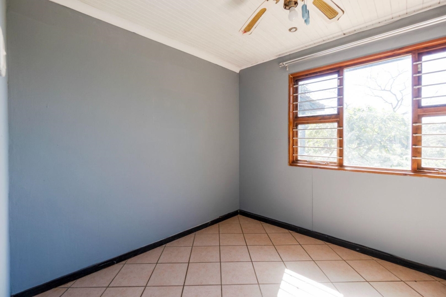 7 Bedroom Property for Sale in Warner Beach KwaZulu-Natal