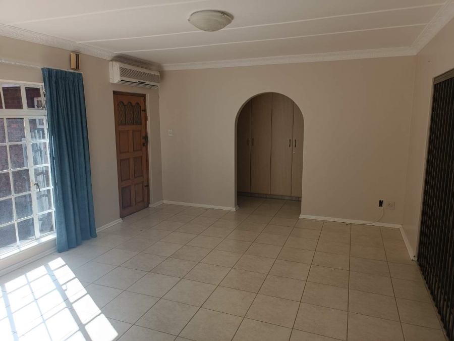 To Let 3 Bedroom Property for Rent in Oak Park KwaZulu-Natal