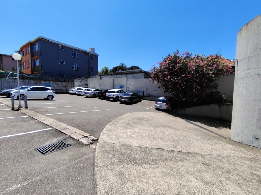 To Let commercial Property for Rent in Bulwer KwaZulu-Natal