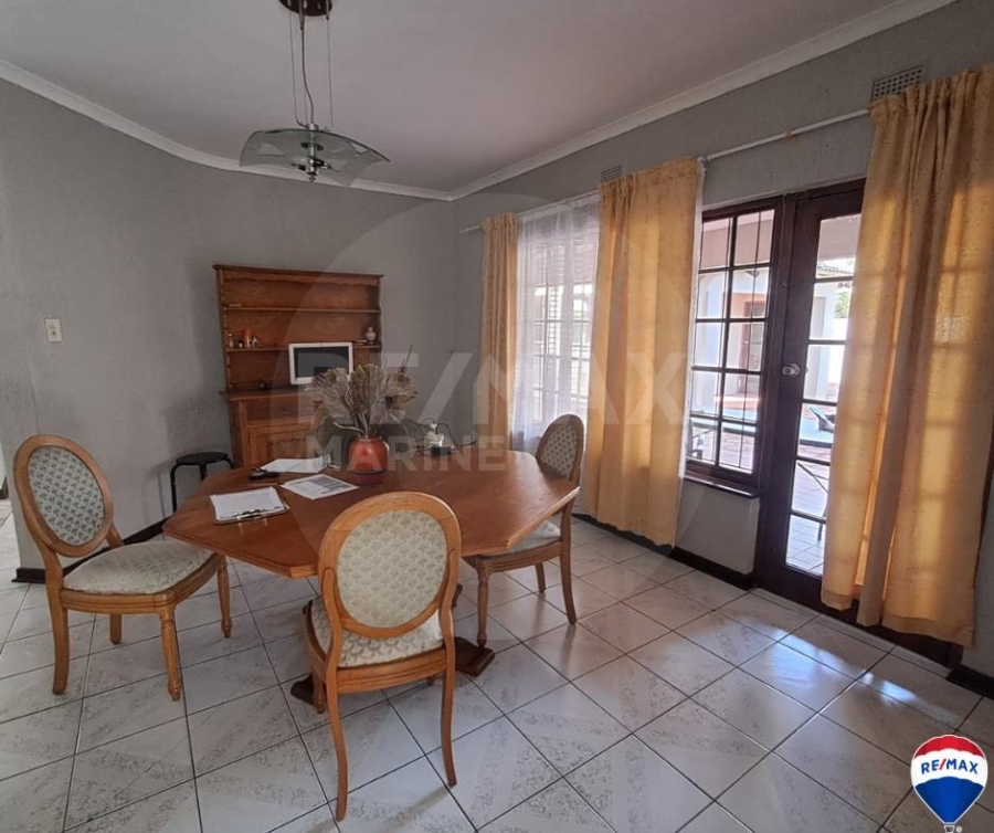 To Let 5 Bedroom Property for Rent in Meer En See KwaZulu-Natal