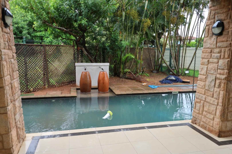 To Let 4 Bedroom Property for Rent in Izinga Ridge KwaZulu-Natal