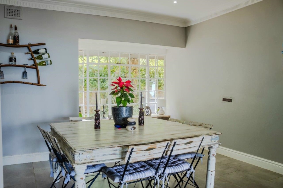 4 Bedroom Property for Sale in Kloof KwaZulu-Natal