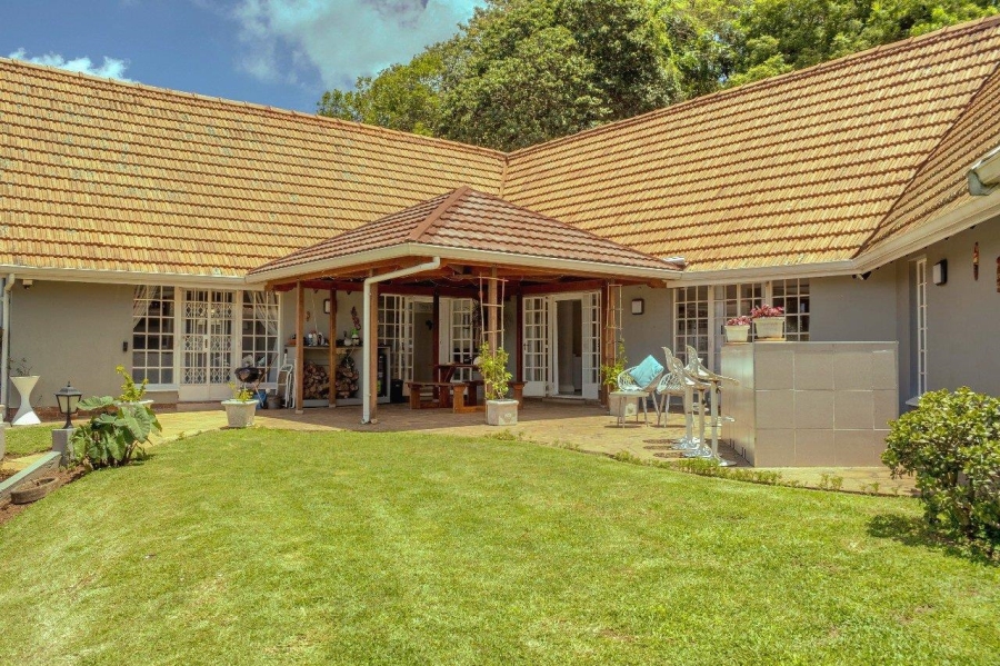 4 Bedroom Property for Sale in Kloof KwaZulu-Natal