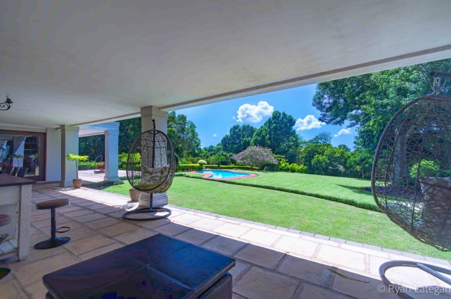 To Let 5 Bedroom Property for Rent in Kloof KwaZulu-Natal