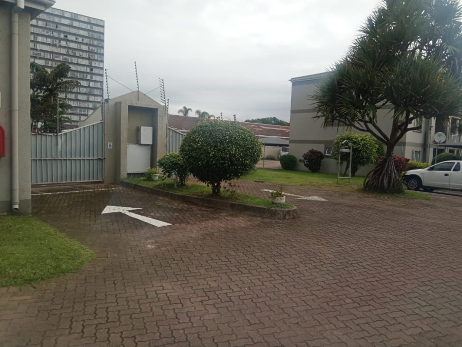 To Let 3 Bedroom Property for Rent in North Beach KwaZulu-Natal