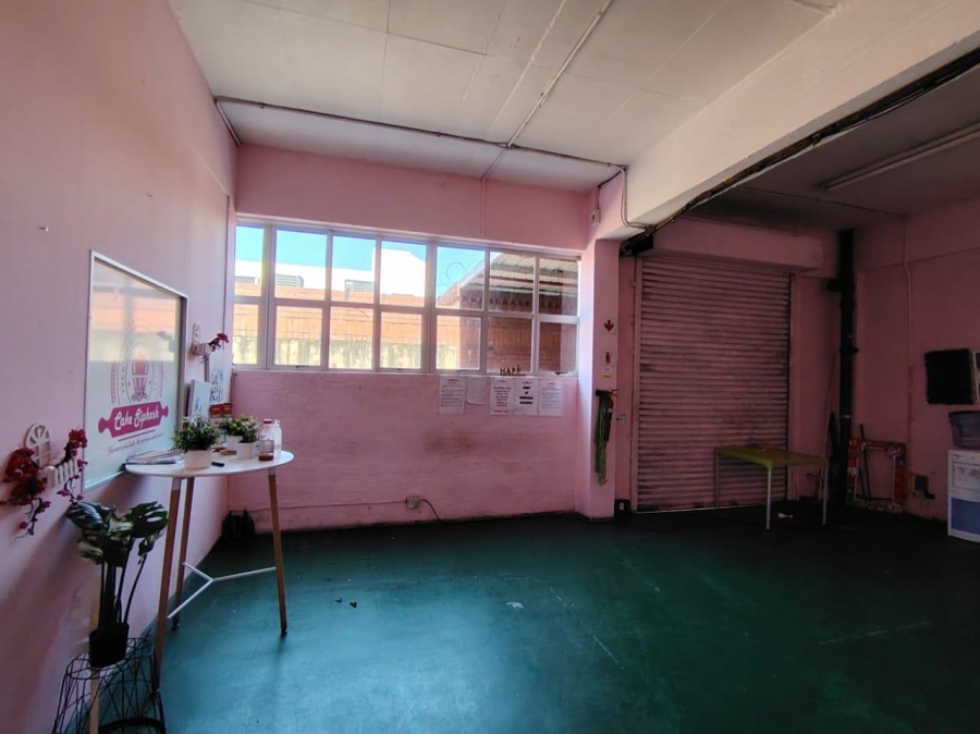 To Let commercial Property for Rent in Umbilo KwaZulu-Natal