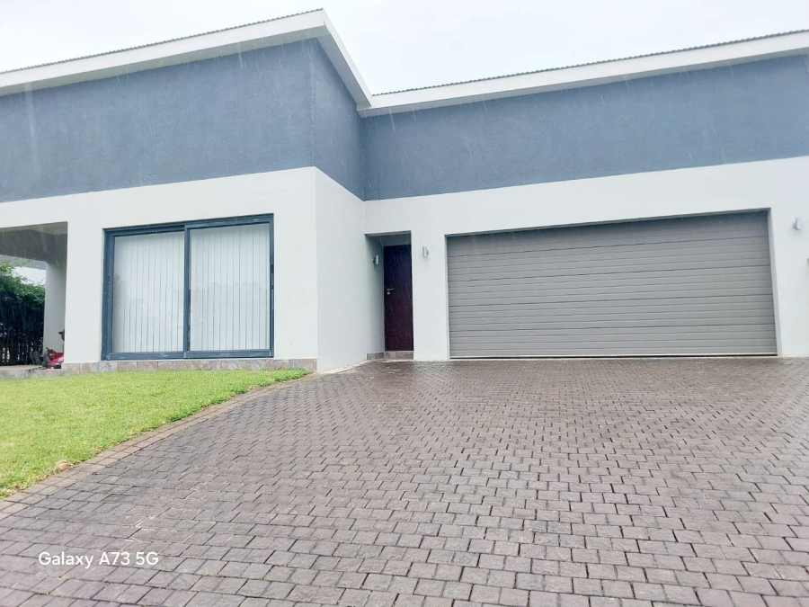 3 Bedroom Property for Sale in Palm Lakes Estate KwaZulu-Natal