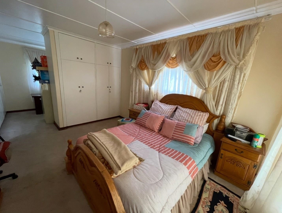 5 Bedroom Property for Sale in Dundee KwaZulu-Natal