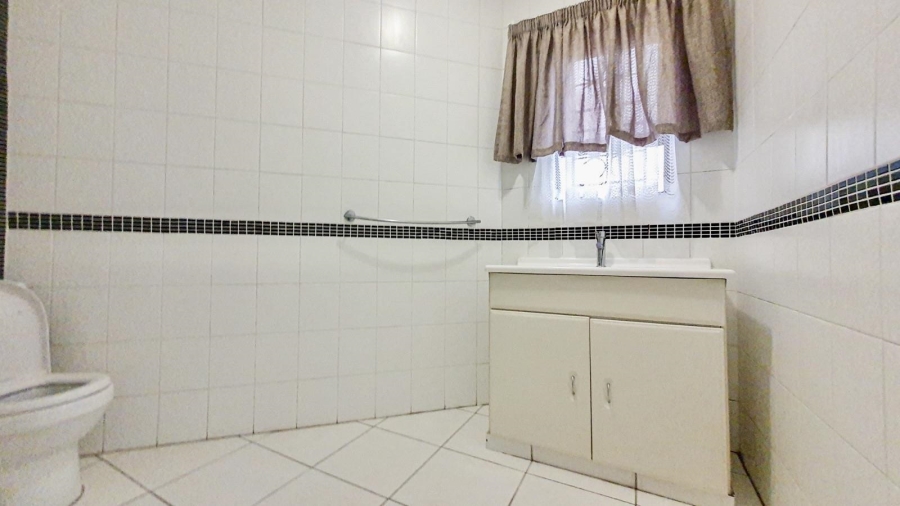 3 Bedroom Property for Sale in Umhlanga KwaZulu-Natal